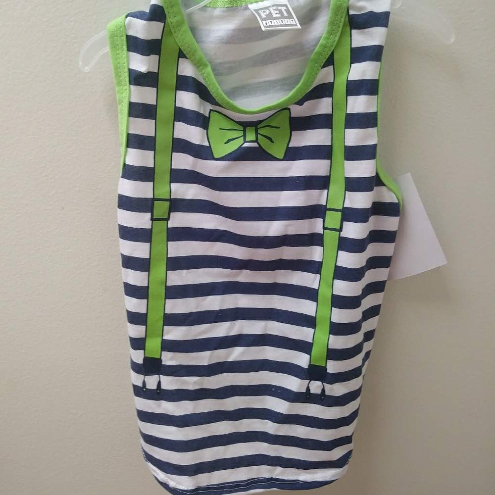 Size medium dog tank
